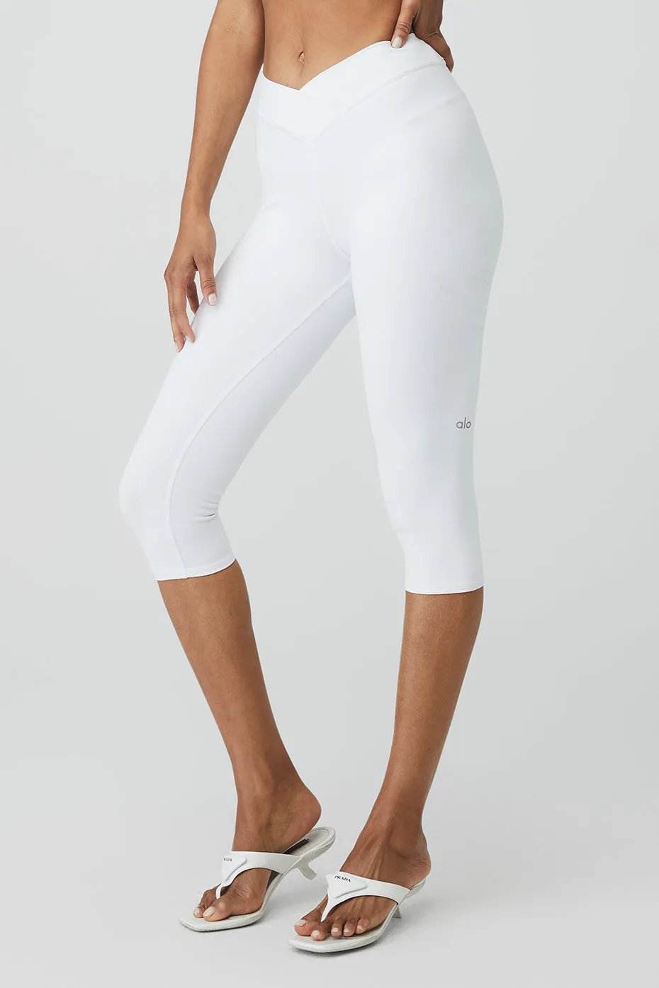 Airbrush V-Cut Define Capri - White