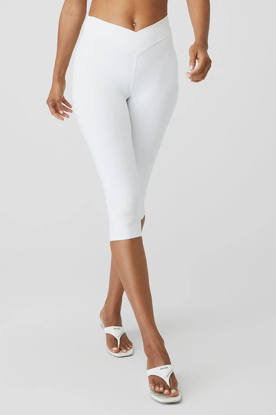 Airbrush V-Cut Define Capri - White