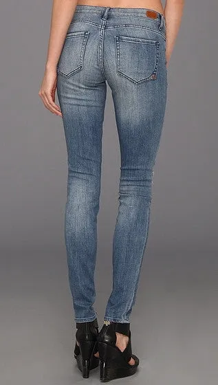 Dittos Jessica Low Rise Denim Jegging in Lost Bikini