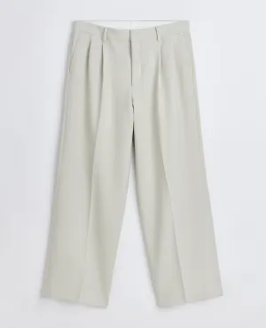 WIDE PLEATED TROUSER . KIT