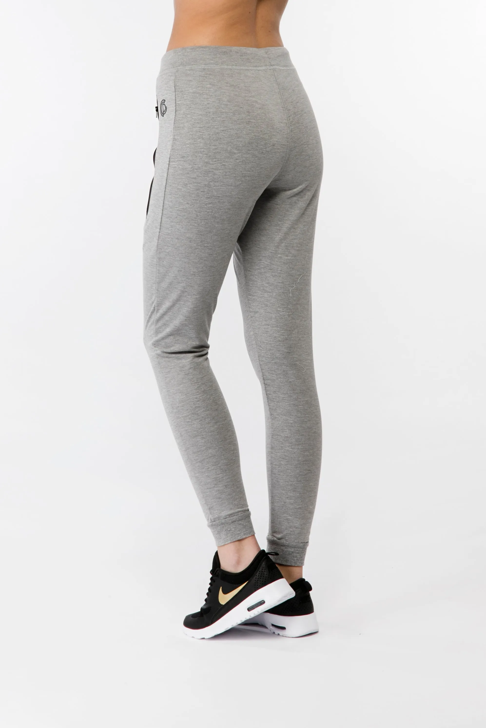 Womens - Luxury Fitted Joggers - Grey