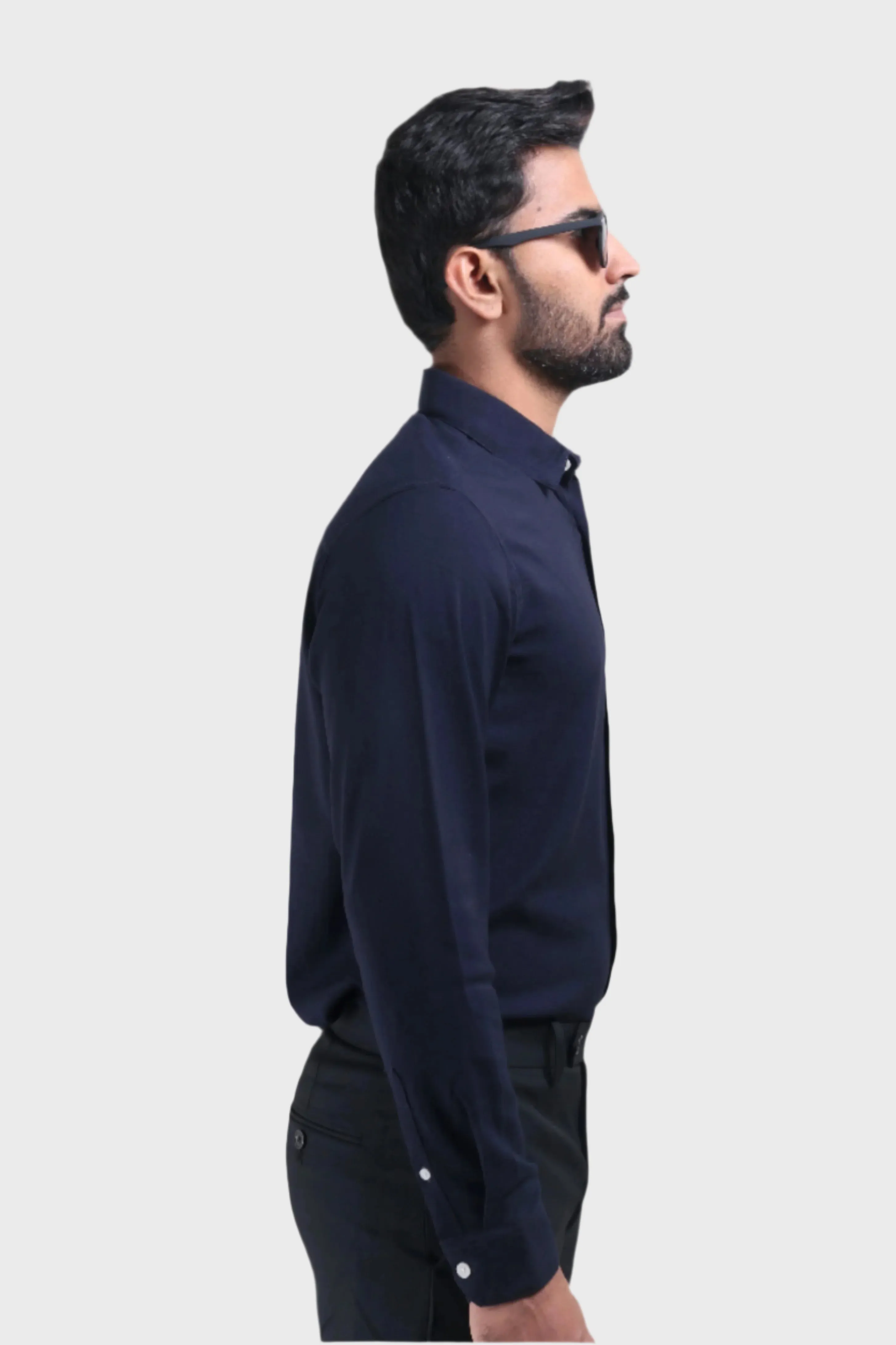 XKIND MEN'S NAVY BLUE STRETCH PLAIN SLIM FIT SHIRT
